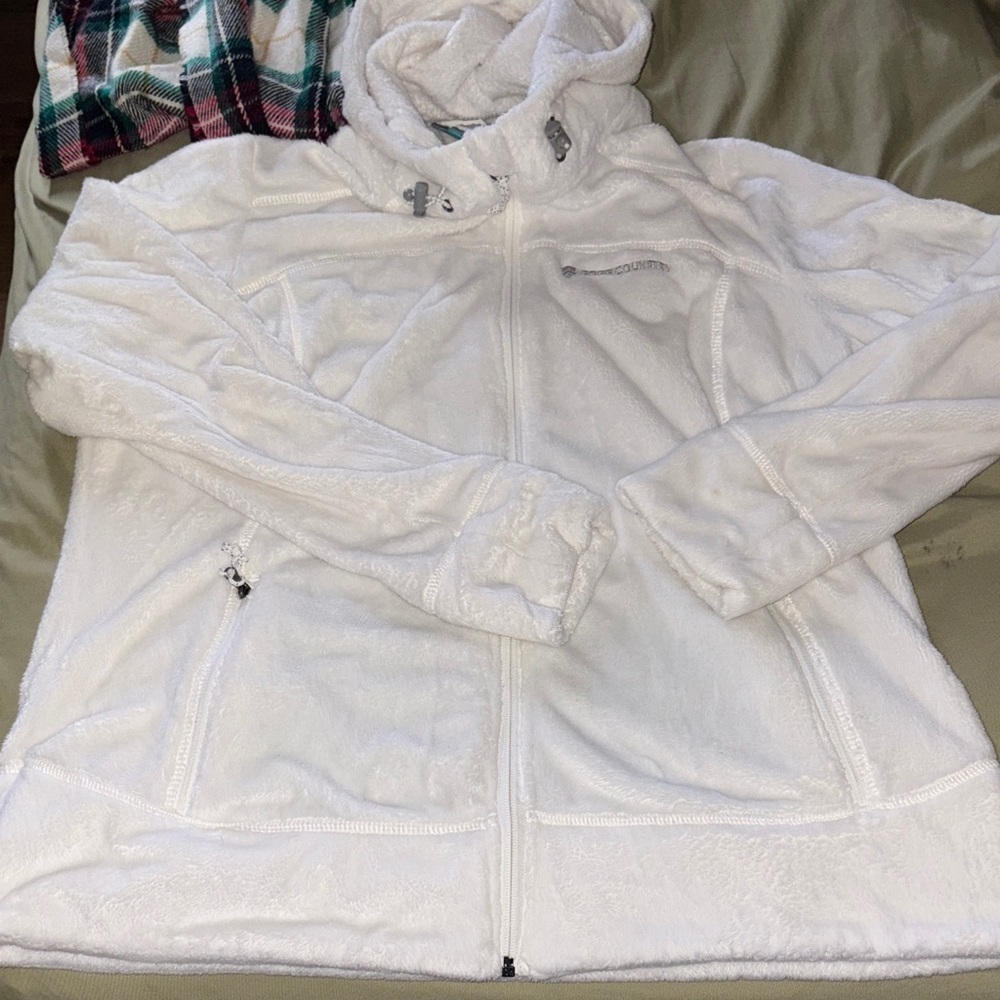 Free Country Plush White soft Jacket - Picture 3 of 5